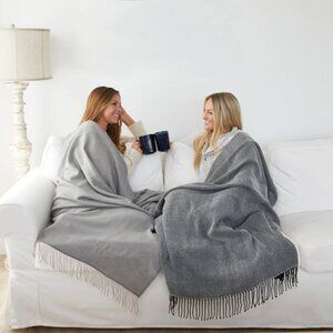 Kanata Herringbone blanket